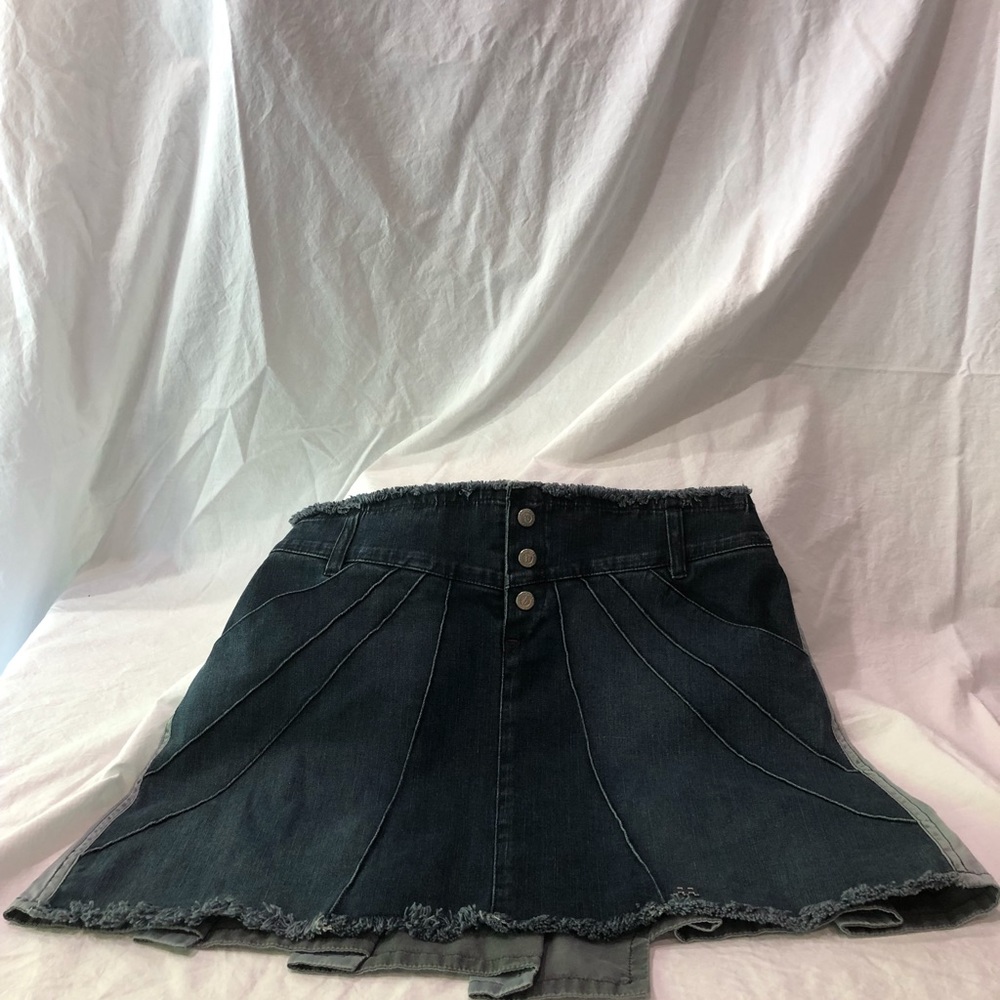 NWT VERSACE denim skirt. Girls 16 or Ladies sz 0